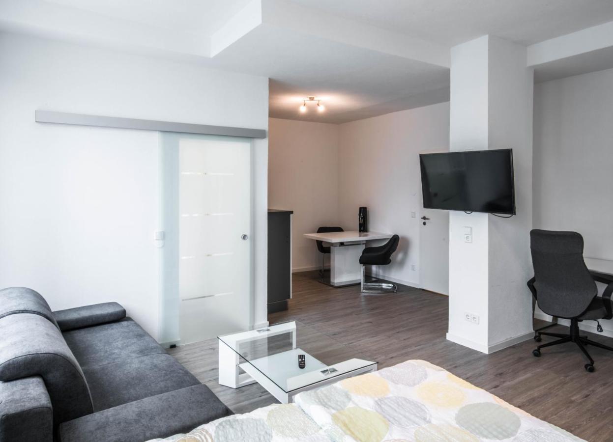 Central Apartments אאלן מראה חיצוני תמונה